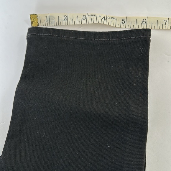 Levi’s Women’s 311 Shaping Skinny Jean - Picture 3 of 12